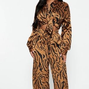 Fashion Nova two piece leopard pants set